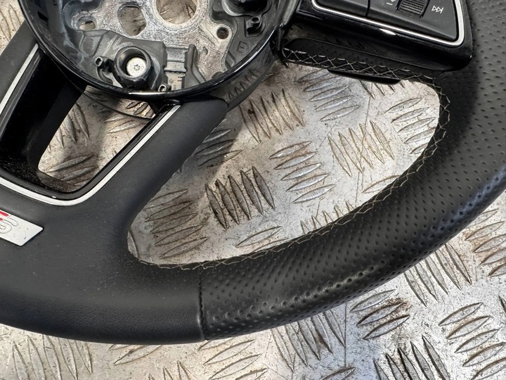 фото №8, Audi a4 b9 8w 2019-2024 кермо s-line рестайлінг пелюстки