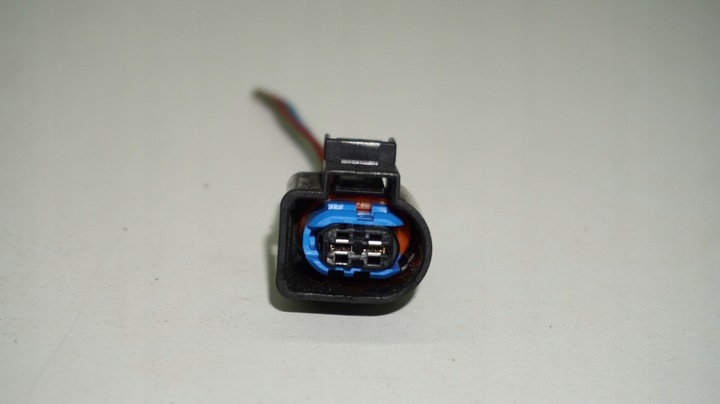 фото №6, Audi voklswagen штекер роз'єм з'єднувач 4d0971992a