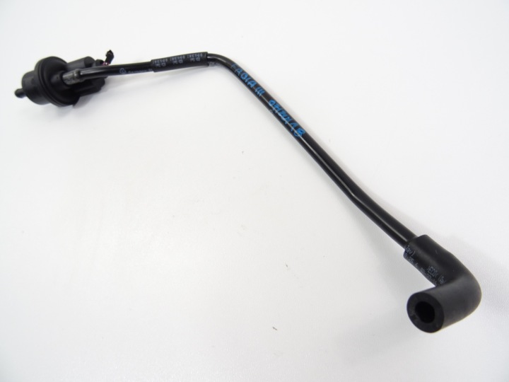 фото №7, Fabia iii 1.0 mpi трубка  паливний 04c133366s 18r