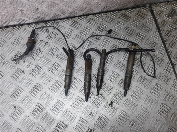 фото №2, Форсунка інжектор комплект audi 80 b4 1.9 tdi
