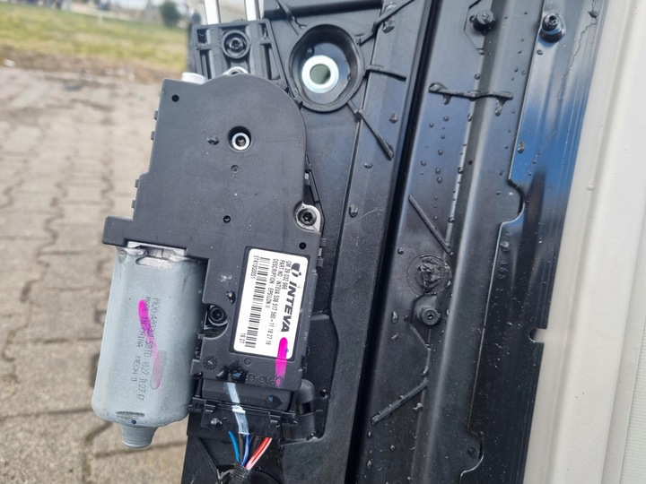 фото №7, Люк панорама стеклянный крыша opel insignia b универсал 39130323 39032966