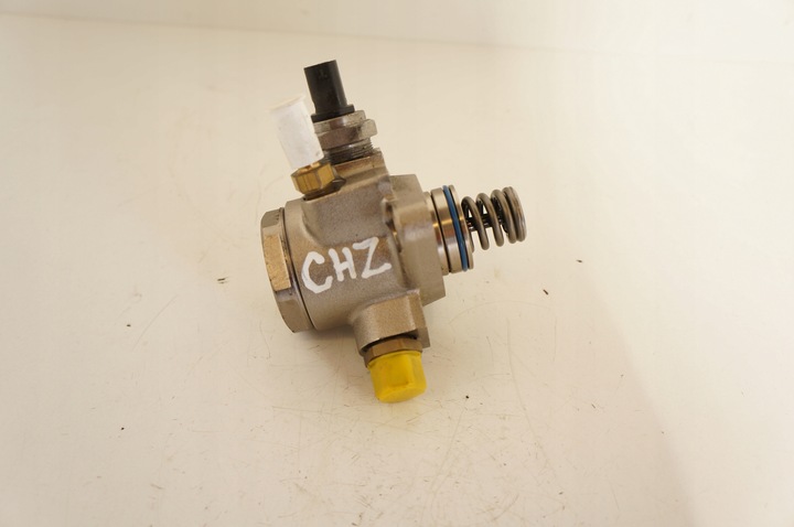 фото №1, Помпа пального vw golf vii polo 1,0 tsi 04e127026bh