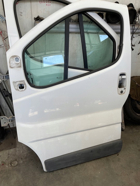 фото №1, Vivaro trafic primastar двері ліві передні 02-14r 474 білий