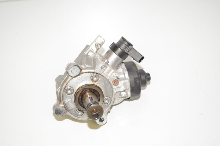 фото №10, Систем паливний bmw 4 gran купе f36 8514146 2.0l дизель 110kw 2017