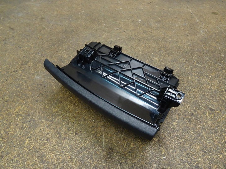 фото №8, Audi a3 8v 12-18 полиця бардачок сидіння праві перед переднє 8v0881578