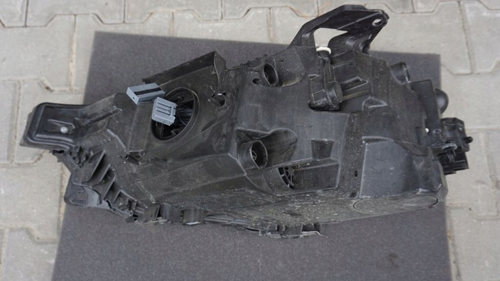 фото №4, Volvo xc60 ii - лампа перед правая mid led