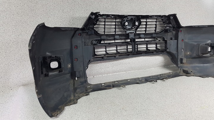 фото №6, Toyota hilux invincible 2020 - бампер перед 8967