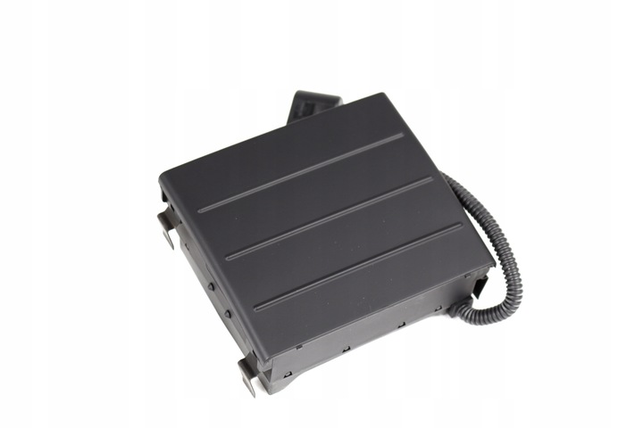 фото №1, Решётка шторка заглушка радара перед audi a6 s6