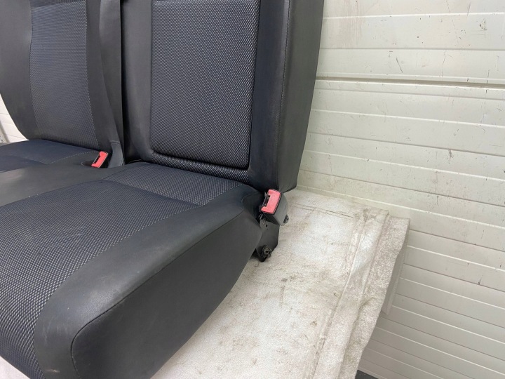 фото №14, Mercedes sprinter w906 сидіння dwuosobowy праве eu подвійне сидіння чорна шкіра