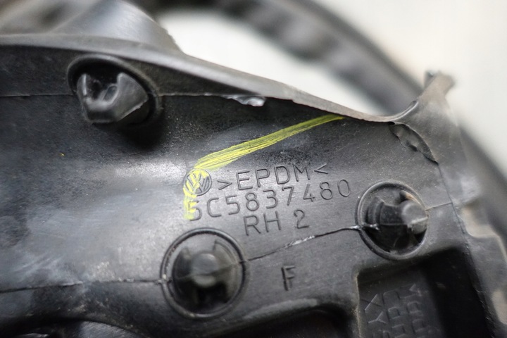 фото №6, Vw beetle прокладка планка накладка дверь правая