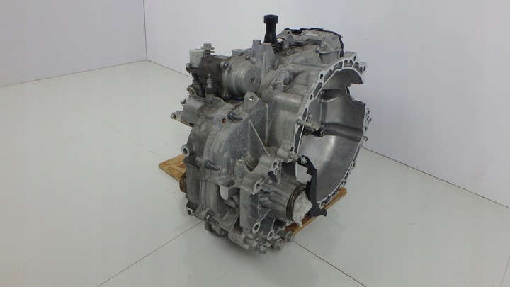 фото №7, Коробка передач коробки передач 1.5l ford kuga mk3 20+ втулка стабилизатора usa