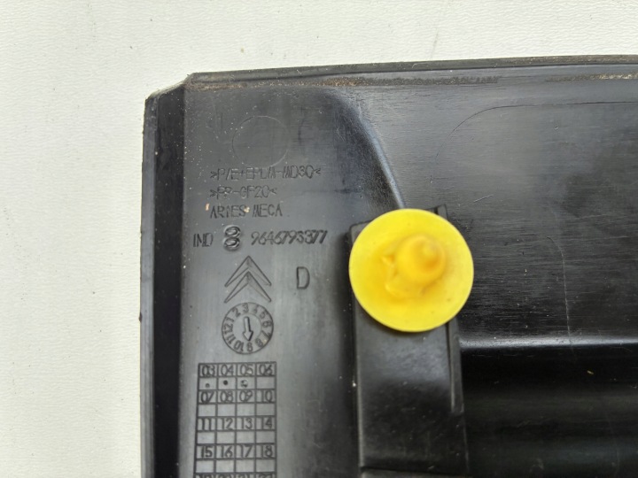 фото №11, Молдинг дверь правая зад citroen c4 i 5дверь 04-10r. =oem=