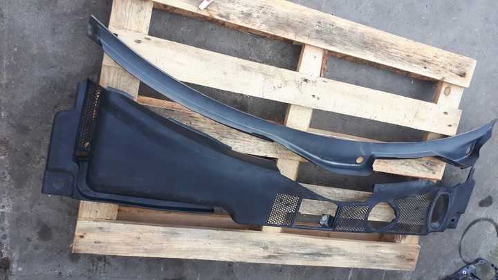 фото №1, S4 b8 a4 панель под лобовым стеклом пластиковый накладка a5 eu