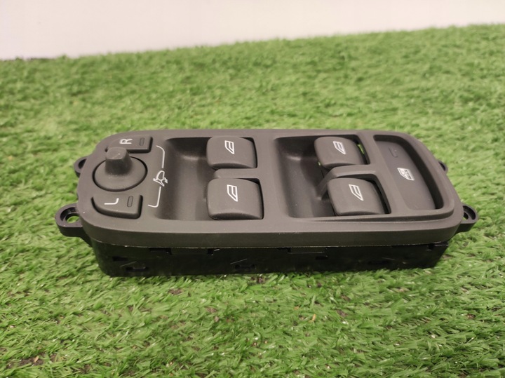 фото №13, Панель управление стекло volvo оригинальный номер 31453266