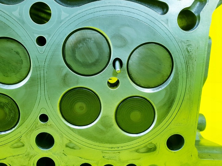 фото №7, Головка правая audi a4 b8 a6 c7 a8 d4 q7 touareg phaeton 3.0 tdi 0594ap