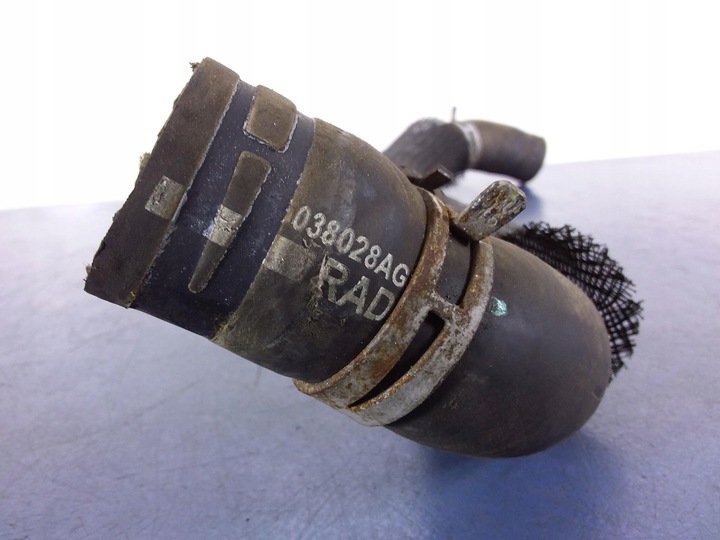 фото №4, Jeep grand cherokee wk2 3.0 шланг радіатор води