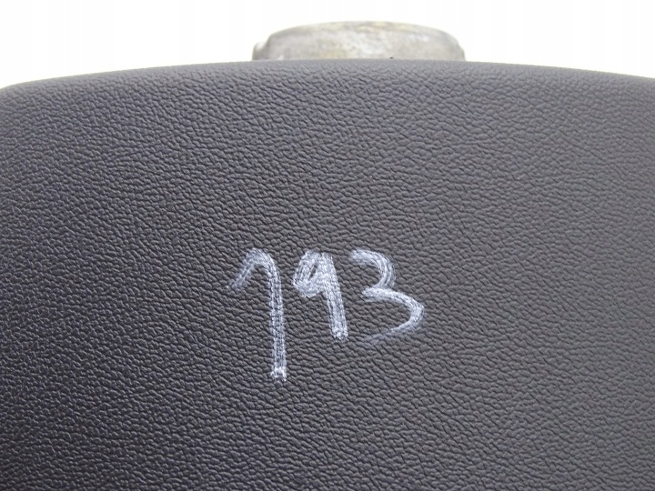фото №16, Кермо шкіра шкіряний пелюстки мульті seat exeo 3r 12r 3r0419091d