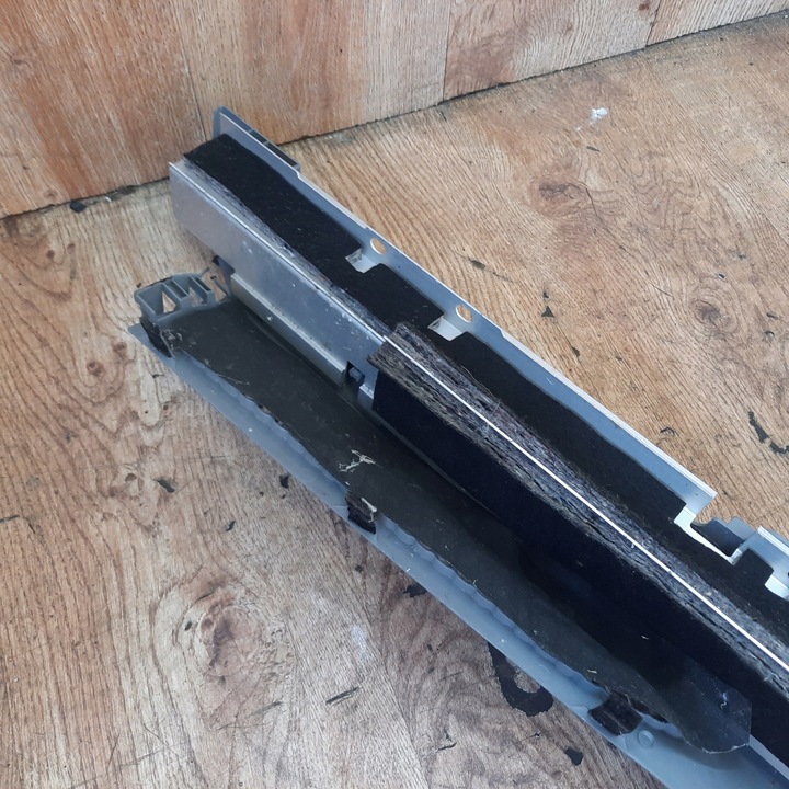 фото №5, Bmw x5 e53 шина направляюча багажника правий зад