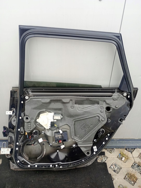 фото №13, Двері праві задні audi a6 c6 allroad універсал lz7l