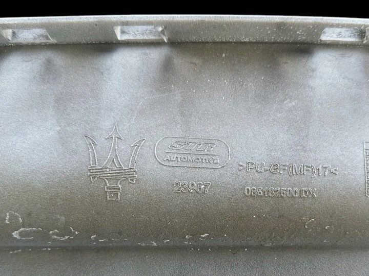 фото №10, Maserati карбон молдинг порогова rh 85182500