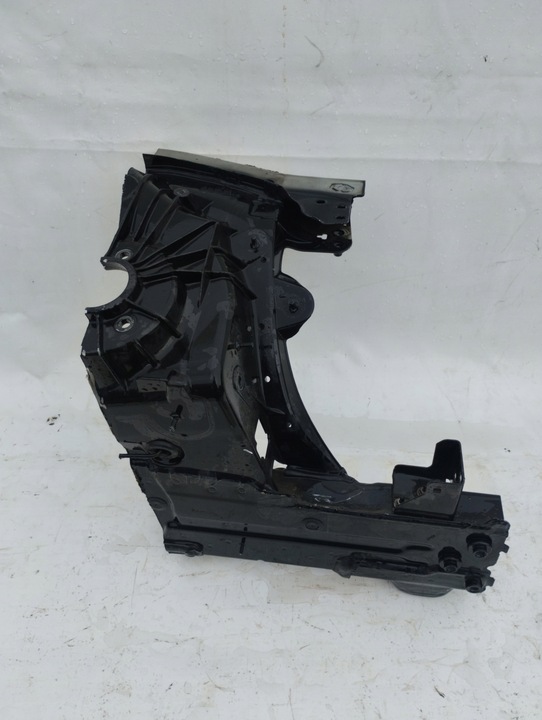 фото №1, Mercedes c w205 чверть лонжерон ліва