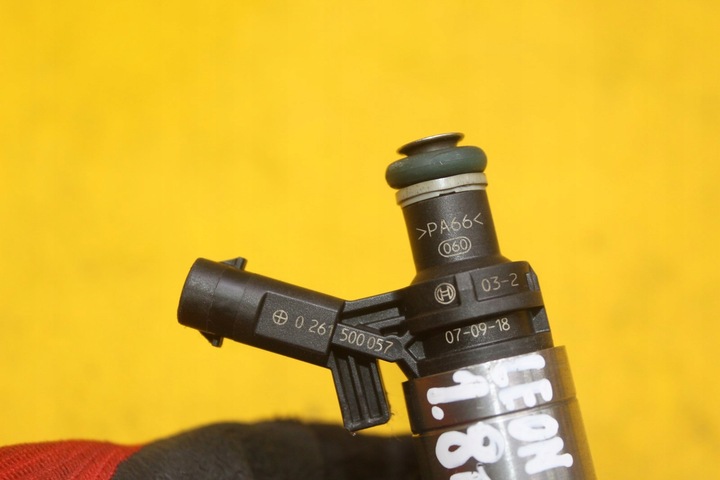 фото №7, Инжектор seat leon ii vw audi skoda 1.8 tfsi bzb 06h906036f 0261500057