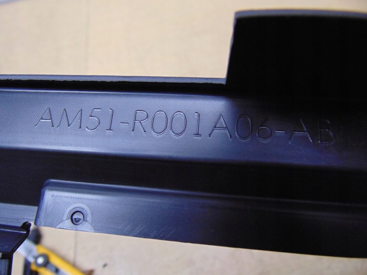 фото №13, Молдинг захисні накладки бампера перед ford c-max focus 1688730 _ am51-r001a06-ab