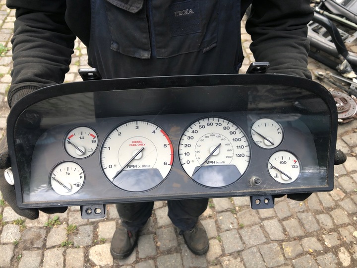 фото №1, Jeep grand cherokee 2.7 crd - спідометр  англієць