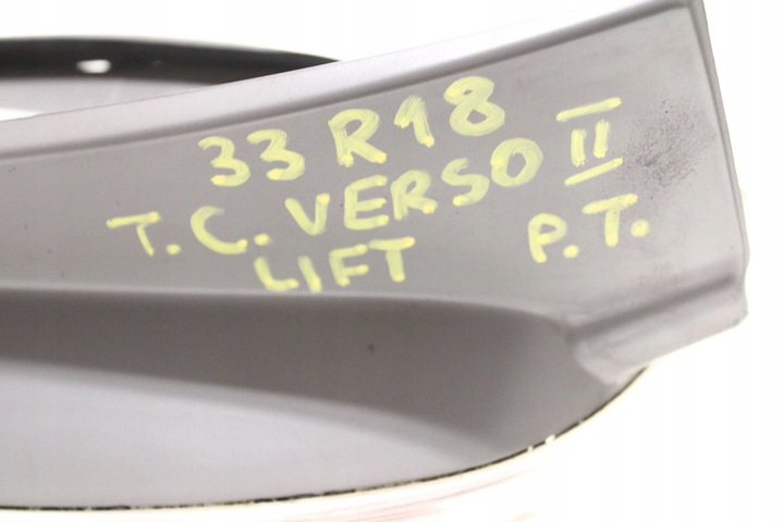 фото №7, Toyota corolla verso ii лампа задняя правая зад правые