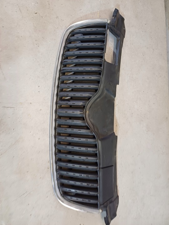 фото №1, Решітка решітка радіатора бампера перед skoda fabia 2 ii roomster nr. 5j0853668a