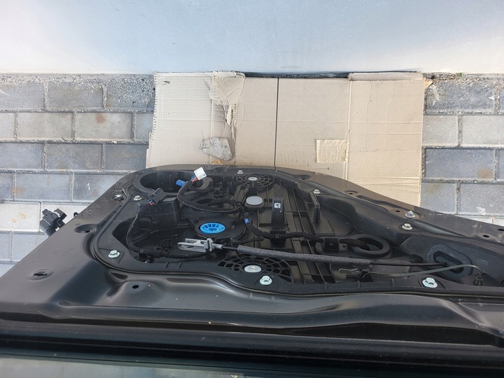 фото №3, Дверь левая задние niro ii org. лак цвет abp