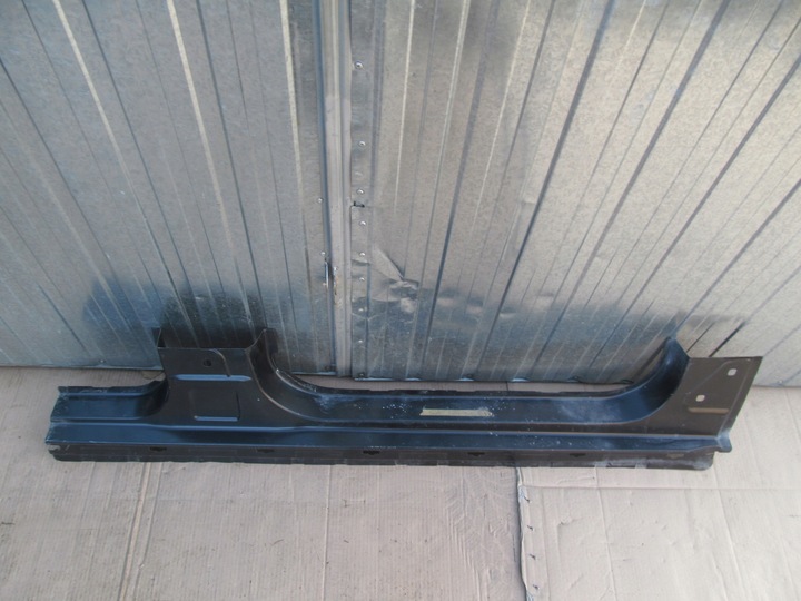 фото №5, C класс w204 правые порог стойка обшивка