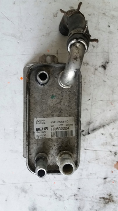 фото №1, Volvo v70 iii 2.5 t радиаторов масла 6g91-7a095-ad