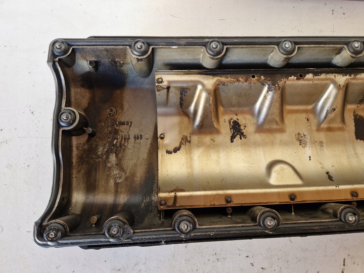 фото №6, Крышка клапанов vw touareg 5.0 tdi v10 ayh 07z103469