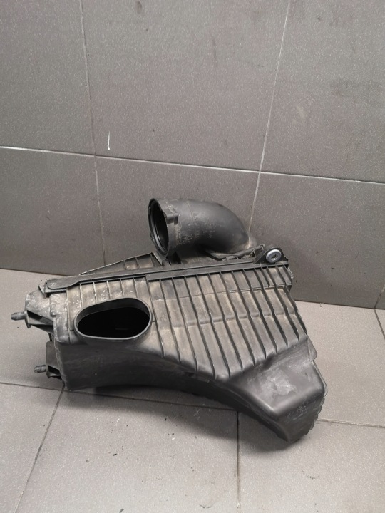 фото №5, Корпус фильтра powietzra vw touareg 5.0 7l0128607