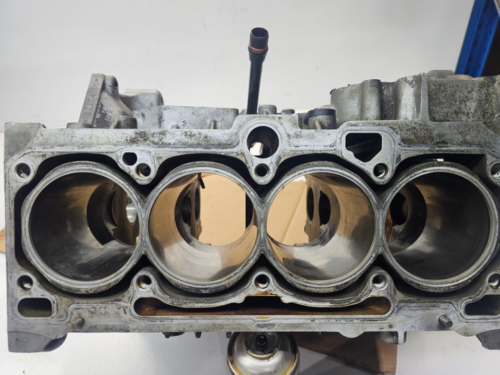фото №10, Блок двигуна audi a4 b6 b7 1.6 8v alz 06b103019h
