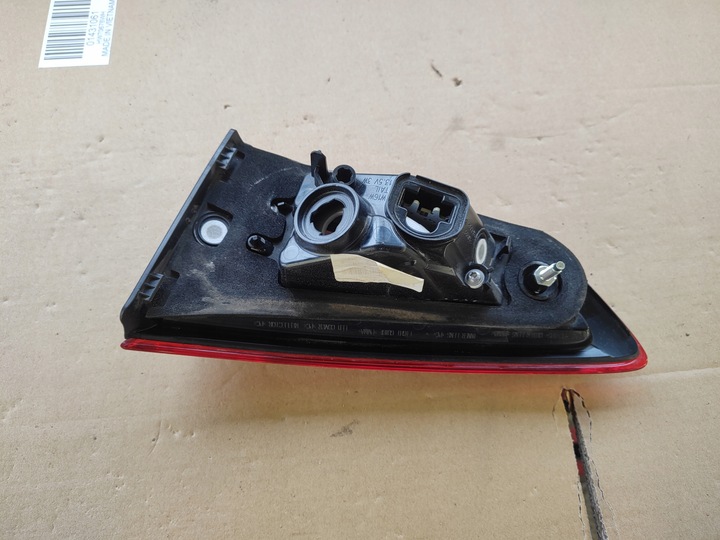 фото №8, Ford s-max ii рестайлинг st line - лампа задняя левая крышки