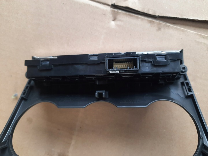 фото №6, Renault captur ii 1.0tce панель вимикач рамка