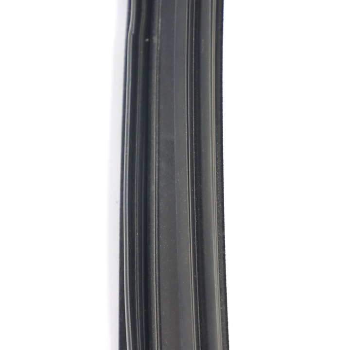 фото №10, Mercedes w204 прокладка скла двері лівий перед a2047250125