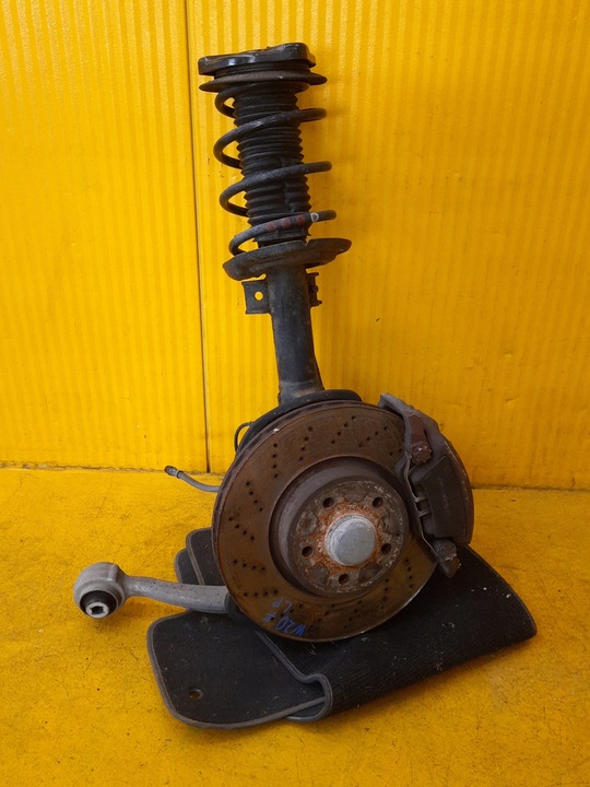 фото №1, Mercedes w207 купе 2.2 cdi поворотна опора перед ліва