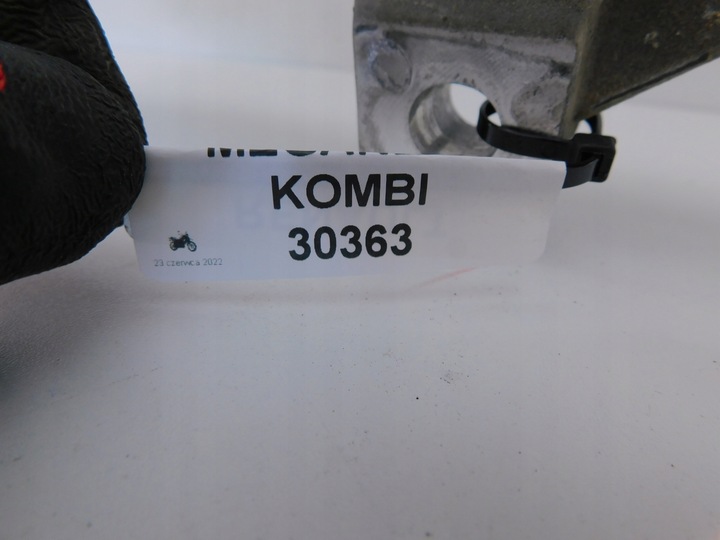 фото №8, Renault megane iii 1,5 dci рейка рульового управління трансмісія