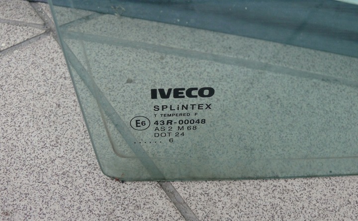 фото №2, Стекло стекло дверь правые перед iveco daily iv 4 2006r