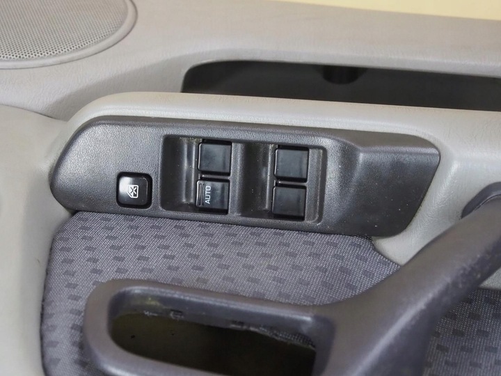 фото №8, Боковина оббивка двері перед лівий primera p11 рестайлінг