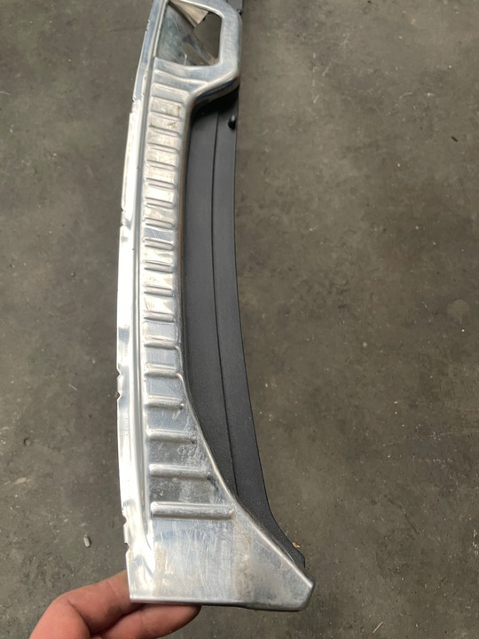 фото №3, Volvo xc60 рестайлінг захист ременя багажника 31307723