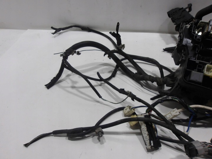 фото №8, Джгут проводки блок запобіжників 82111-0f750 toyota verso 2.0 d4d