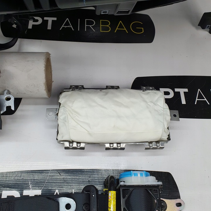 фото №8, Chr панель консоль подушки ремни подушка безопасности