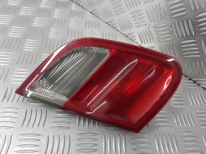 фото №1, Лампа левая задняя w крышка багажника mercedes clk230 w208 a2088200564