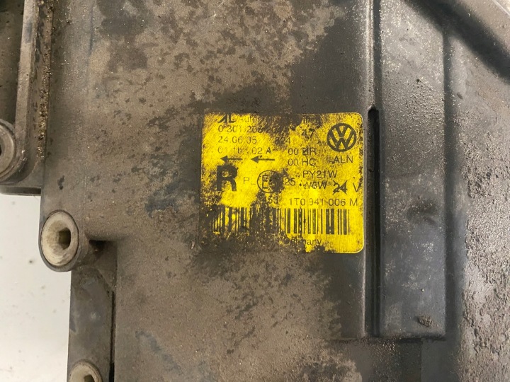 фото №11, Фара праве перед права передня vw touran i 1t0 eu