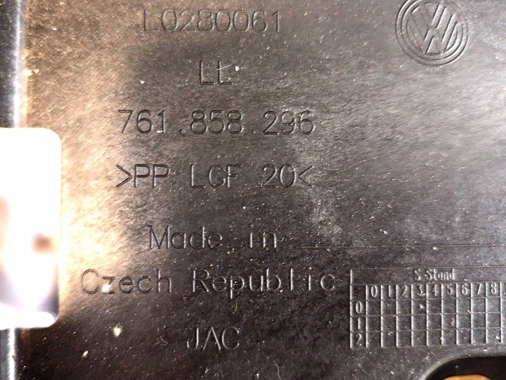 фото №6, Vw touareg iii торпедо консоль head up оригинал 761857003dab
