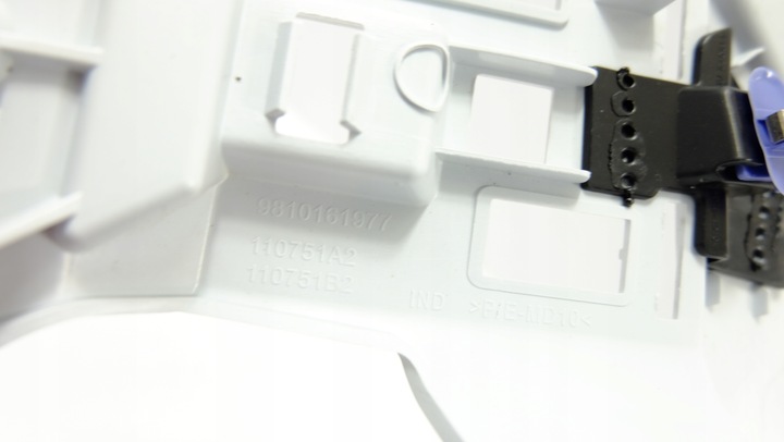 фото №9, Peugeot 3008 ii захист стійка права 9810161977